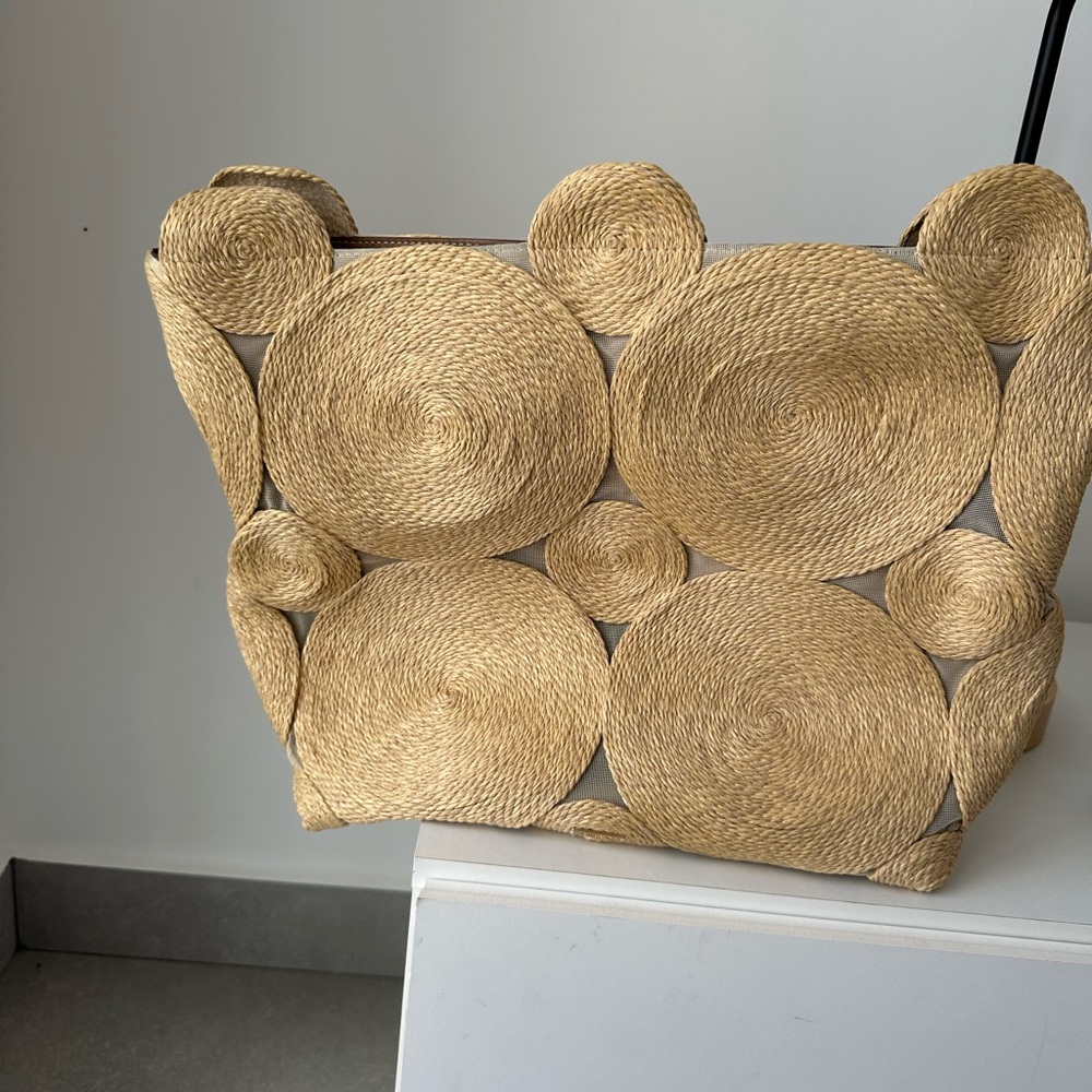 Cult Gaia clutch